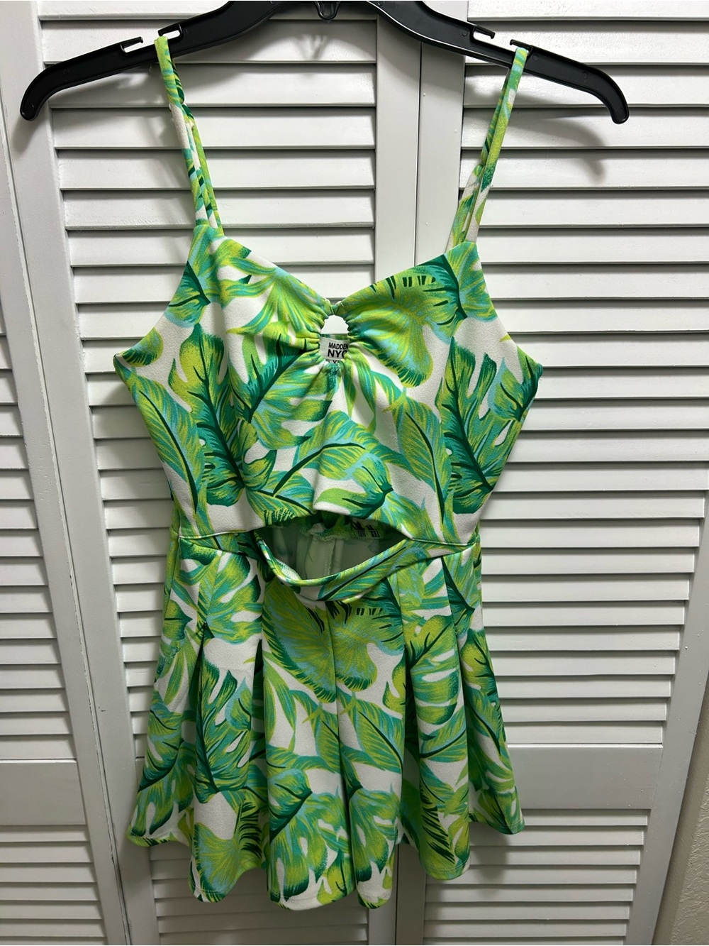 NYC Green Tropical Leaf Print Women’s One-Piece Romper